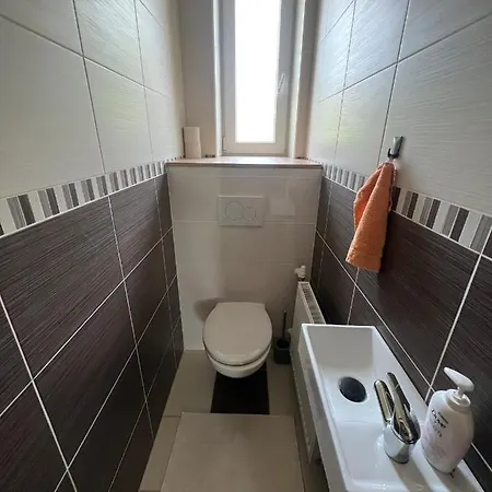 Elegantny Byt V Srdci Mesta Trencin Exterior photo